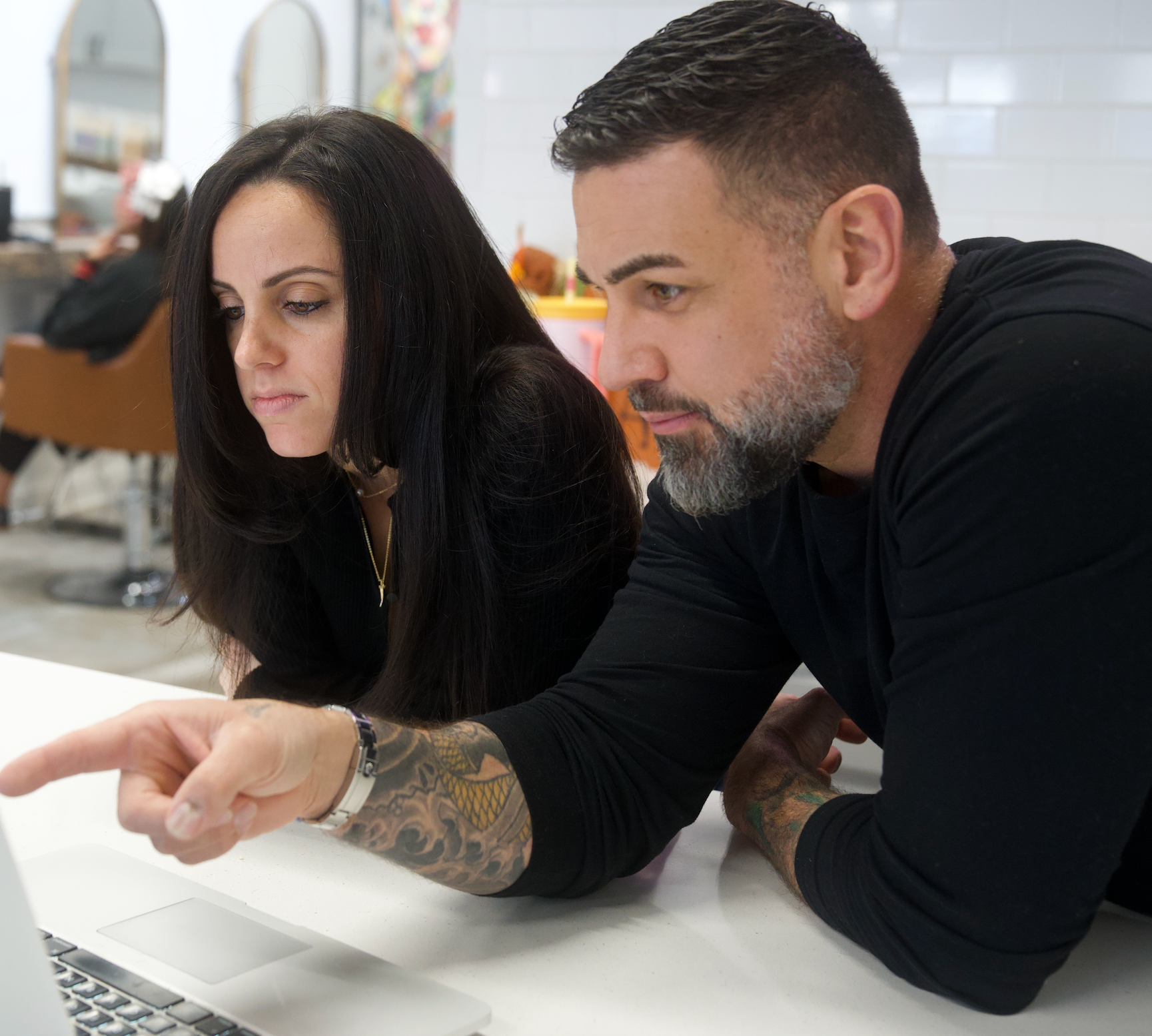 Best salon coach.png__PID:1250fcf1-2419-4430-b348-9fb88fca4831